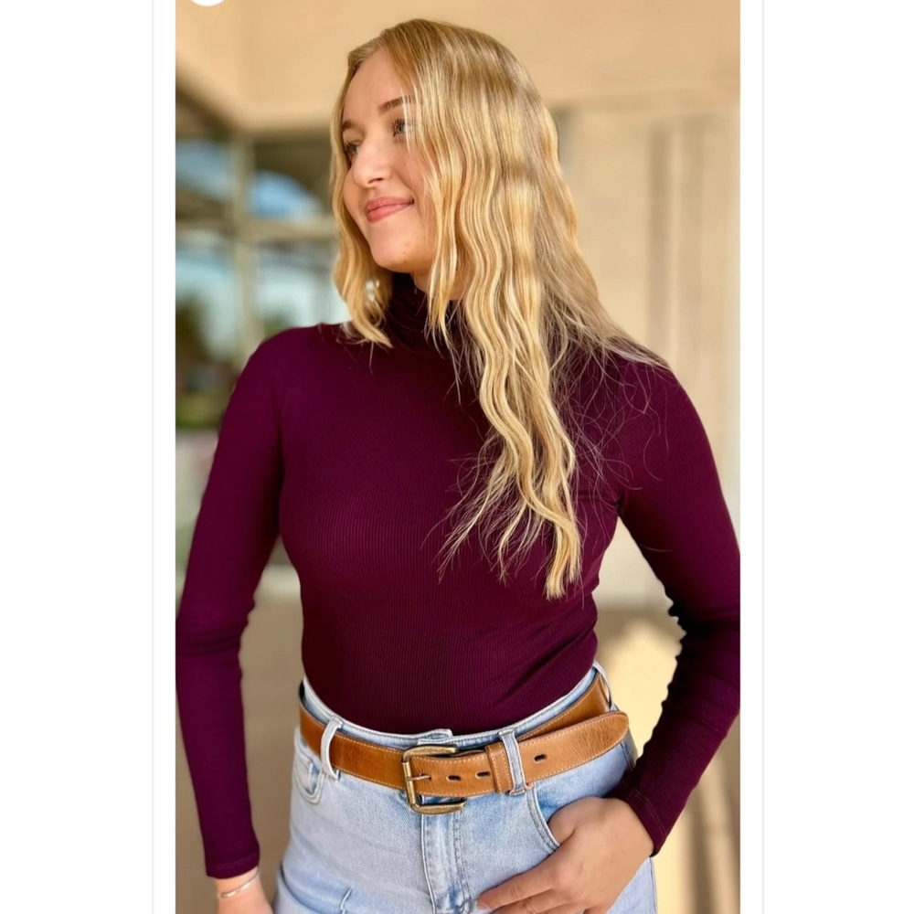 Michael Kors “GAIL” turtleneck O/S in stunning deep red Boysenberry color.